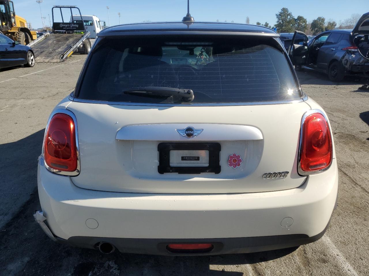 2015 MINI Cooper VIN WMWXM5C58F3A58937 Copart auction photo, side / rear end damage thumbnail 6