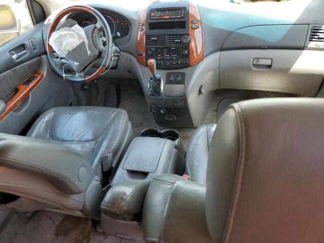 2007 Toyota Sienna VIN 5TDZK22C27S018639 Copart auction photo, front end / minor dent/scratches damage thumbnail 8