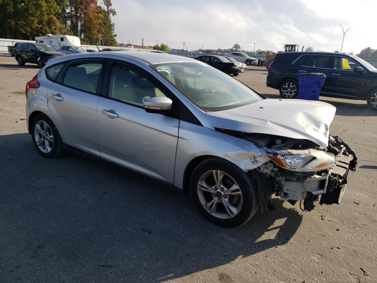 2014 Ford Focus VIN 1FADP3K21EL133312 Copart auction photo, front end damage thumbnail 4