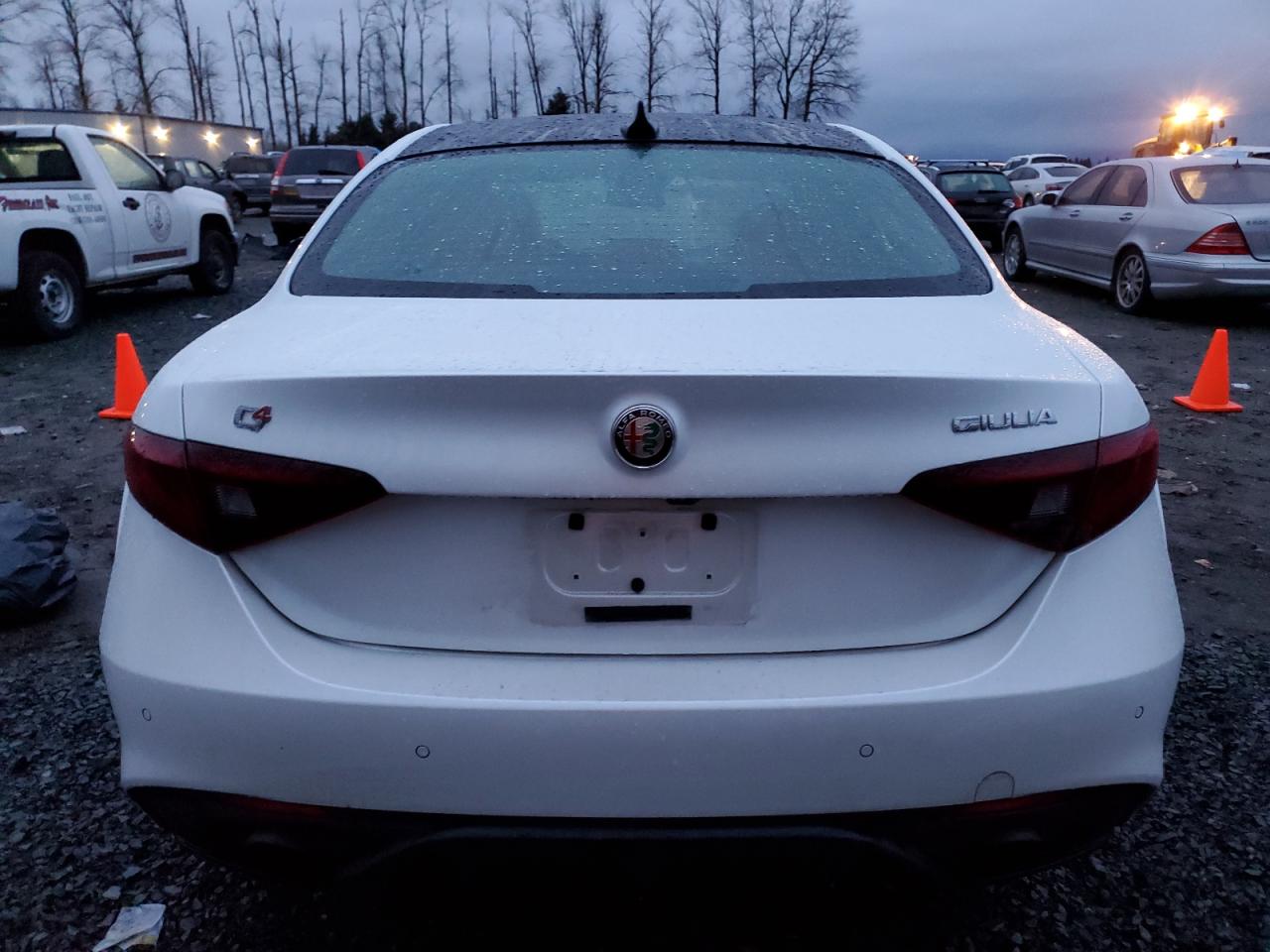 2018 Alfa Romeo Giulia VIN ZARFAEEN4J7583261 Copart auction photo, front end damage thumbnail 6