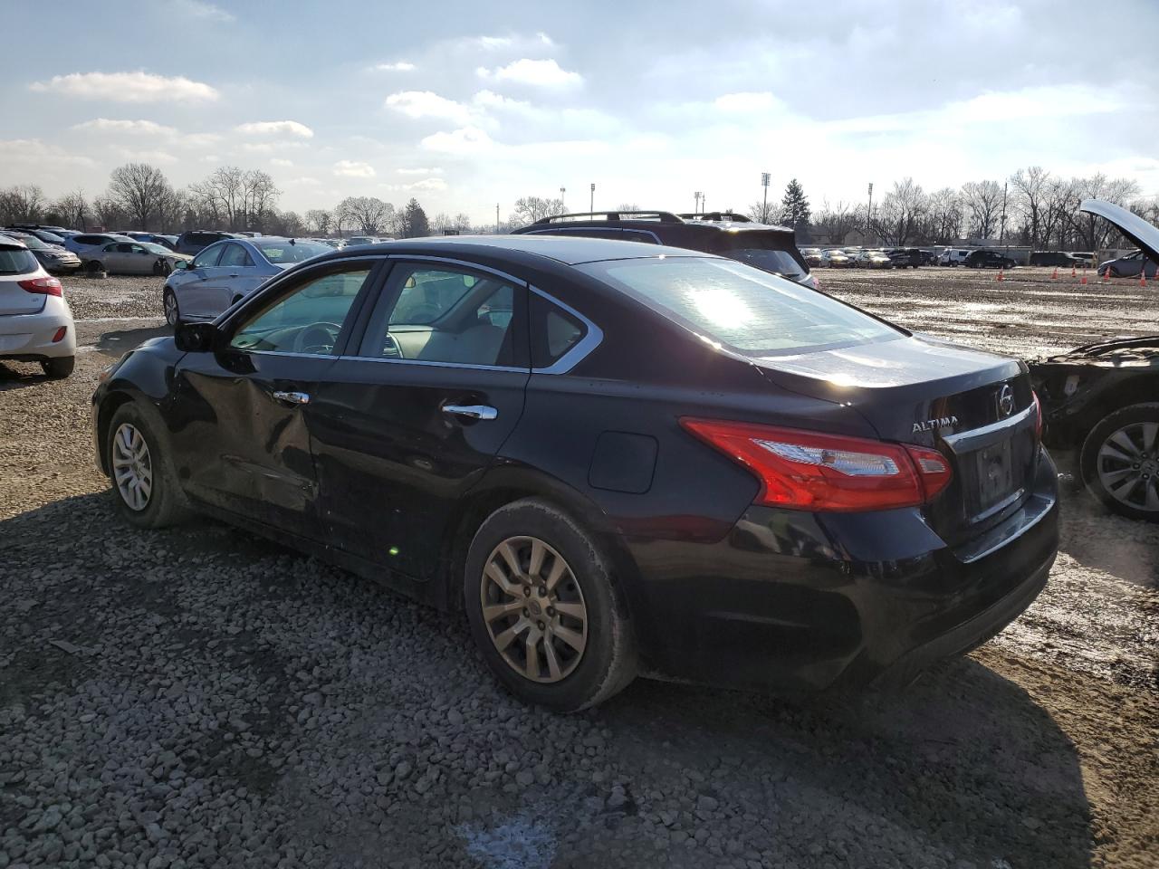 2016 Nissan Altima VIN 1N4AL3AP1GN337465 Copart auction photo, side / front end damage thumbnail 2