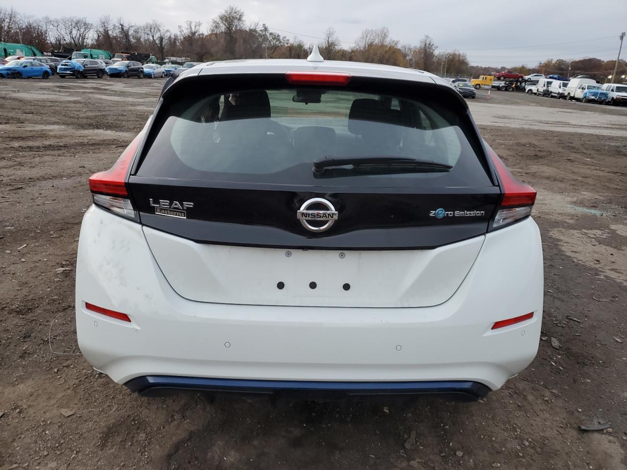 2022 Nissan Leaf VIN 1N4AZ1BV5NC559838 Copart auction photo, side damage thumbnail 6