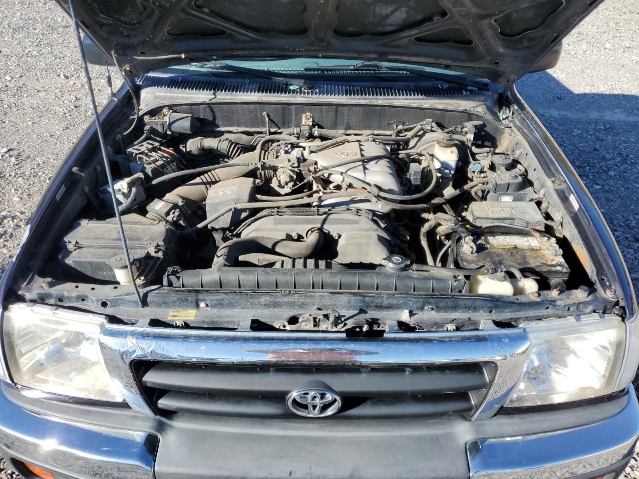 1998 Toyota Tacoma VIN 4TAWN72N5WZ087469 Copart auction photo, all over damage thumbnail 11