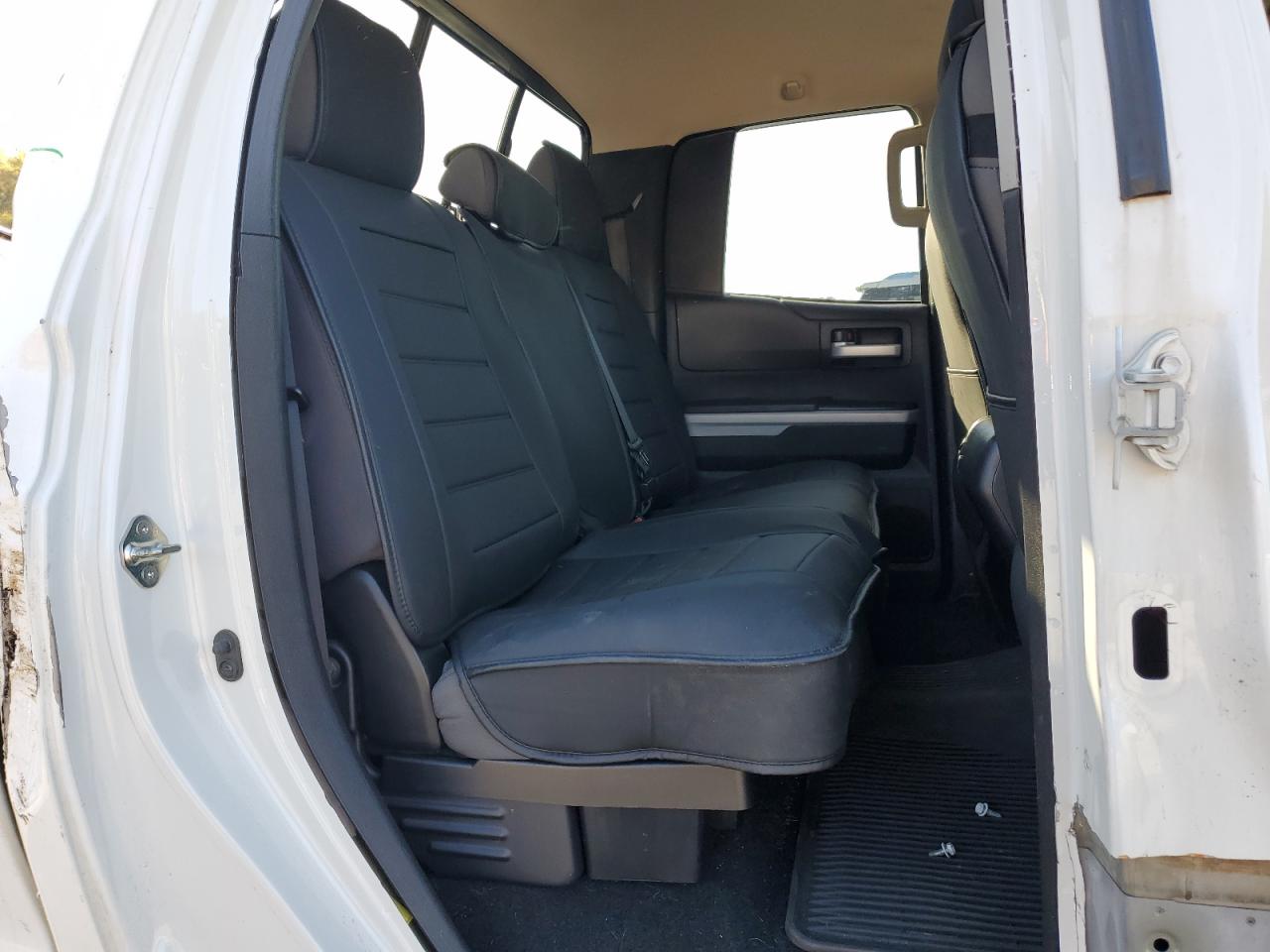 2018 Toyota Tundra VIN 5TFUY5F15JX716330 Copart auction photo, side damage thumbnail 10