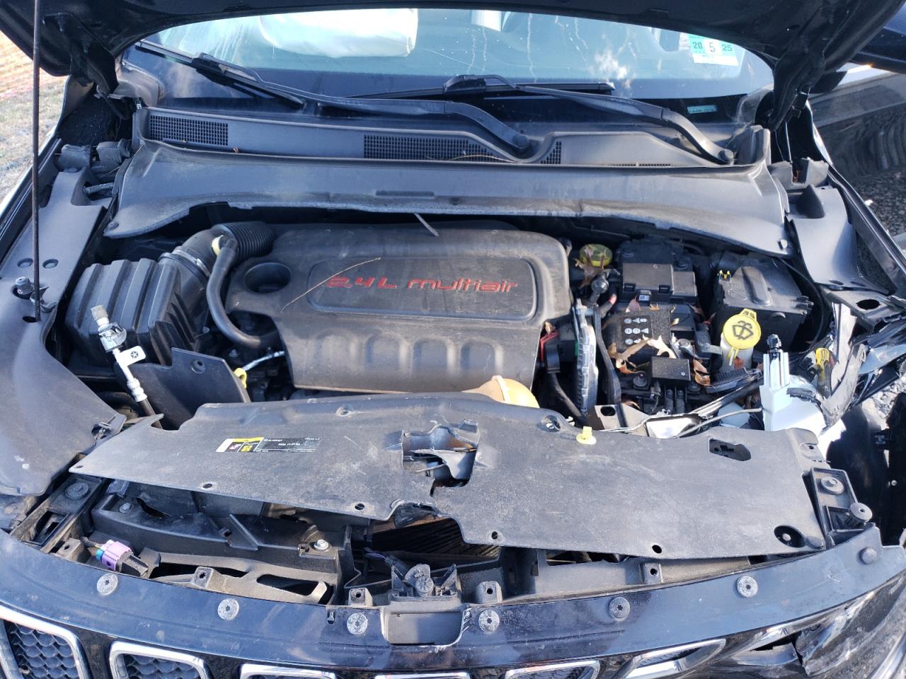 2018 Jeep Compass VIN 3C4NJDBB1JT291105 Copart auction photo, front end / side damage thumbnail 12
