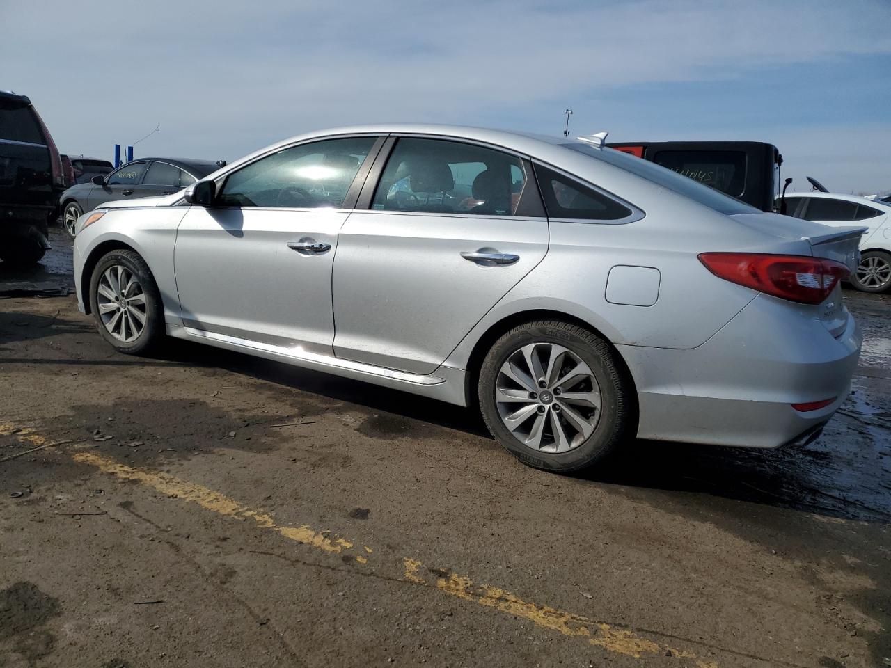2015 Hyundai Sonata VIN 5NPE34AF5FH065512 Copart auction photo, front end damage thumbnail 2