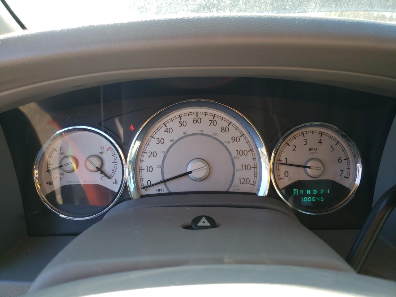 2008 Chrysler Aspen VIN 1A8HW58N18F127341 Copart auction photo, minor dent/scratches damage thumbnail 9