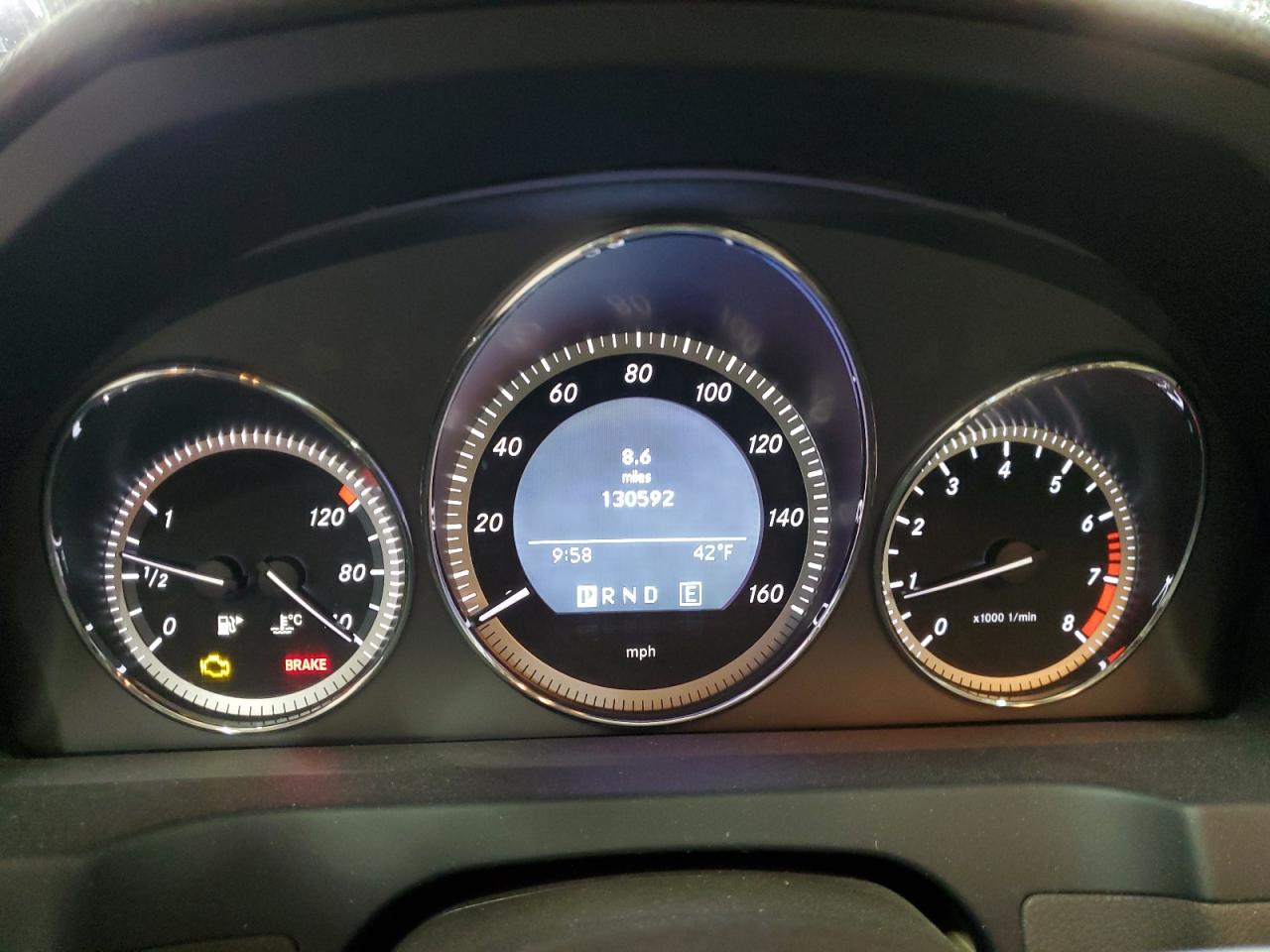 2011 Mercedes-Benz C-klasse VIN WDDGF8BB5BR140611 Copart auction photo, all over damage thumbnail 9