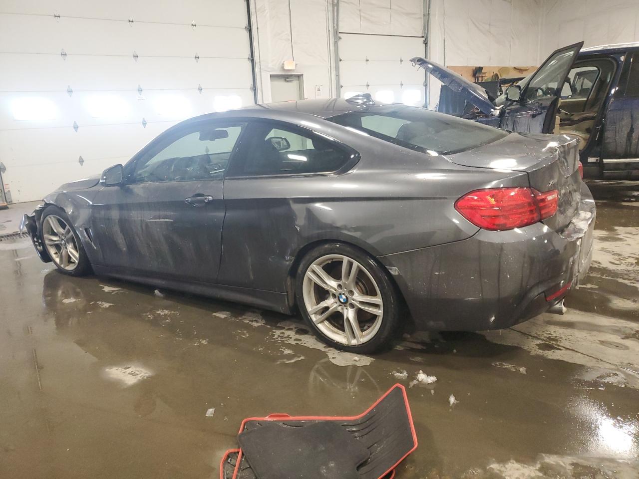 2016 BMW 4er VIN WBA3R5C56GK374020 Copart auction photo, front end / all over damage thumbnail 2