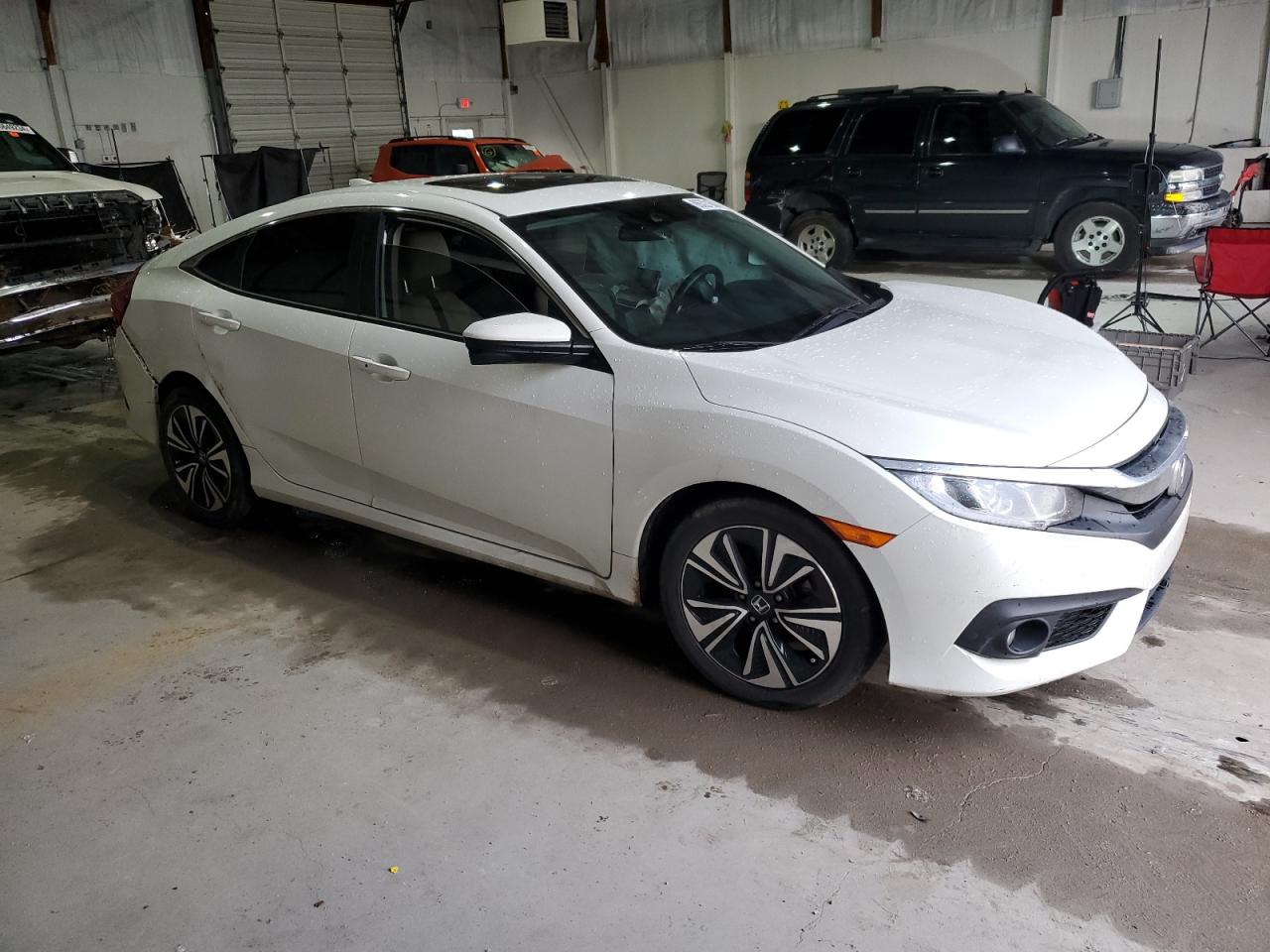 2018 Honda Civic VIN JHMFC1F47JX032422 Copart auction photo, all over damage thumbnail 4
