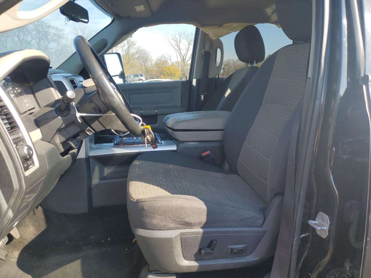 2011 Dodge RAM VIN 1D7RV1CTXBS511166 Copart auction photo, side / rear end damage thumbnail 7