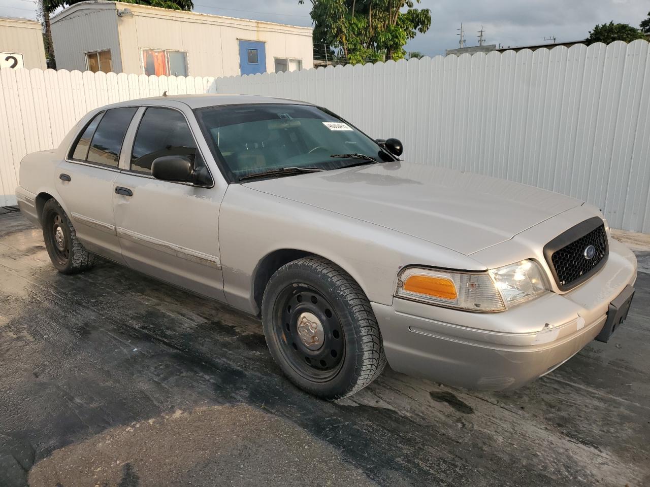 2010 Ford Crown Victoria VIN 2FABP7BV5AX118043 Copart auction photo, minor dent/scratches damage thumbnail 4
