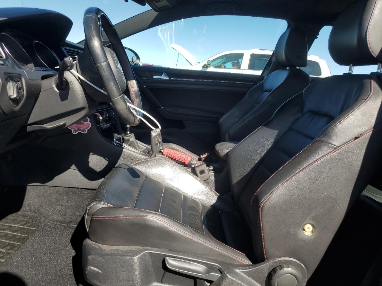 2015 Volkswagen GTI VIN 3VWYT7AU2FM054455 Copart auction photo, front end damage thumbnail 7
