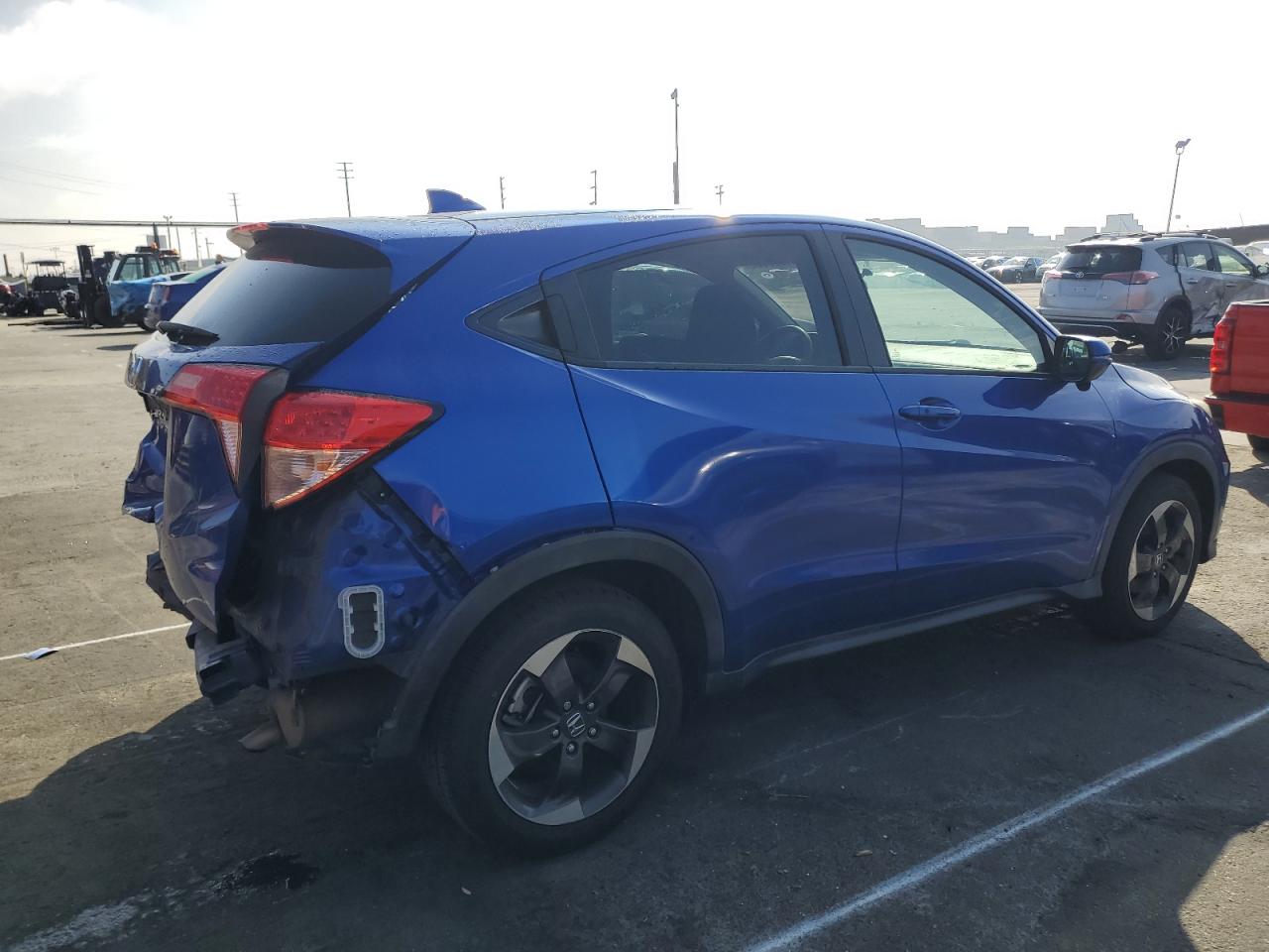 2018 Honda HR-V VIN 3CZRU5H55JM700422 Copart auction photo, rear end damage thumbnail 3