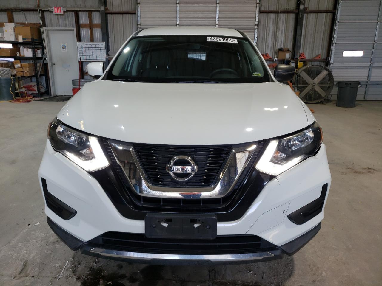 2017 Nissan Rogue VIN KNMAT2MT6HP511033 Copart auction photo, rear end / front end damage thumbnail 5