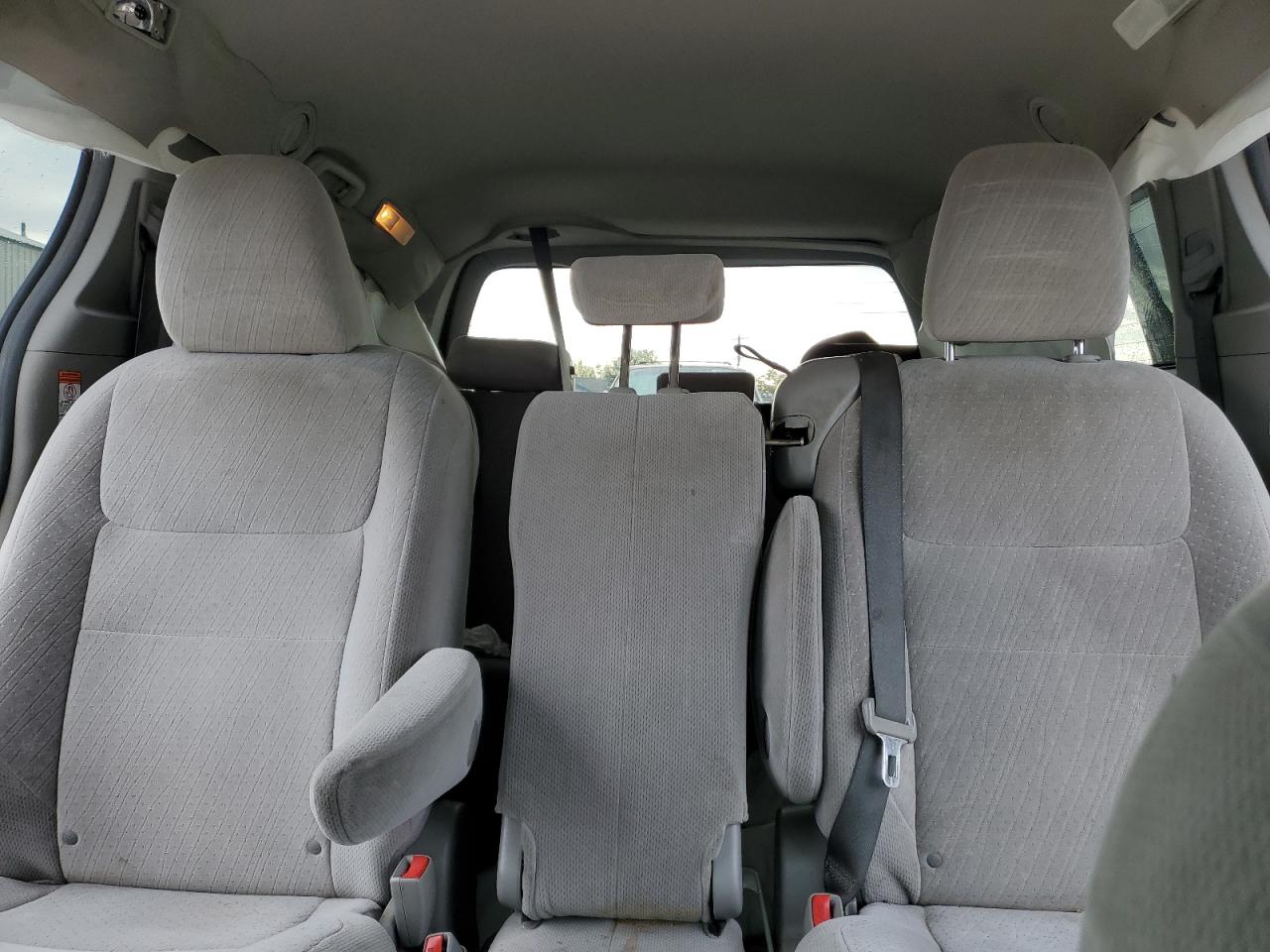 2016 Toyota Sienna VIN 5TDKK3DC7GS730360 Copart auction photo, all over damage thumbnail 10