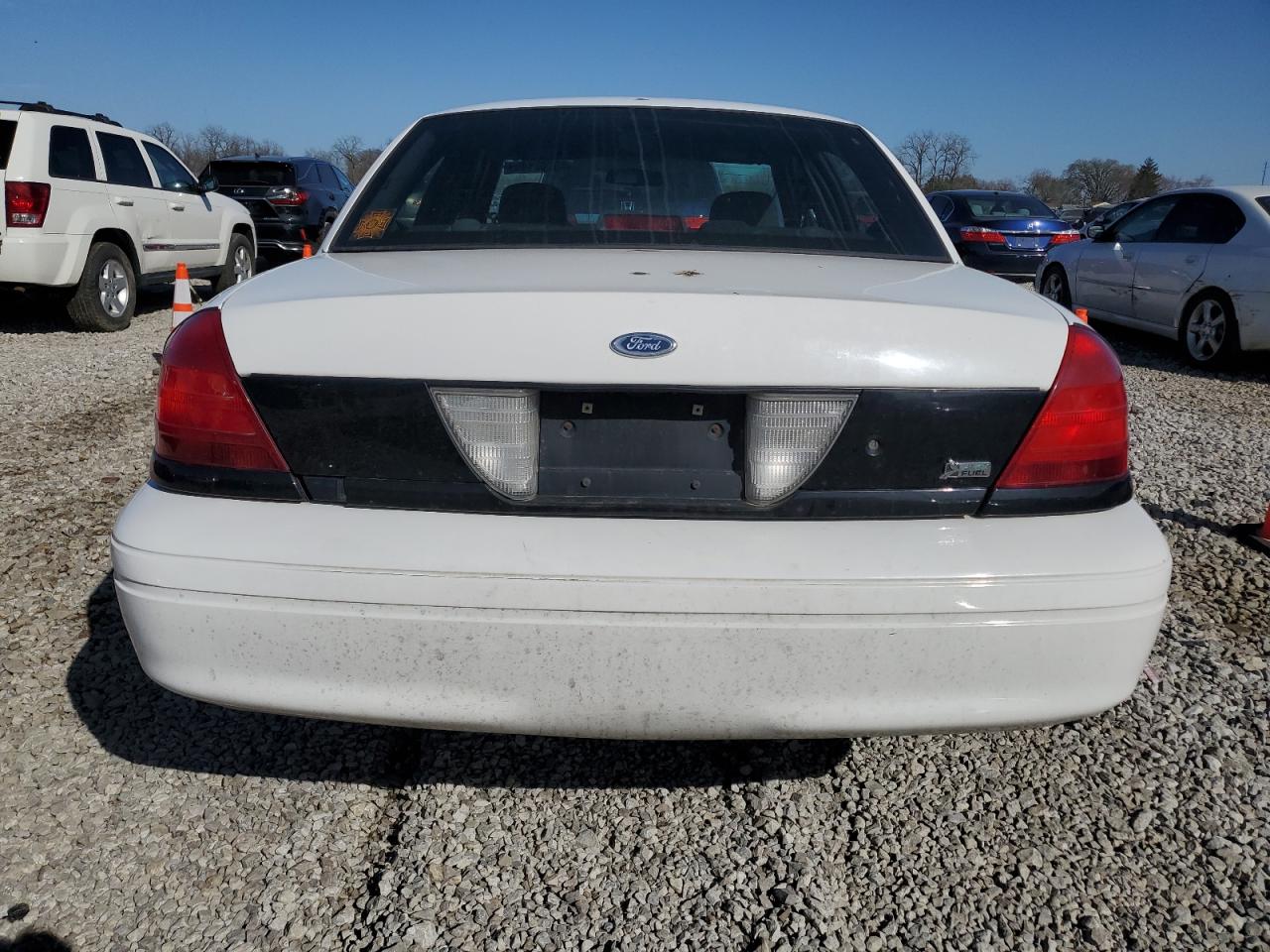 2009 Ford Crown Victoria VIN 2FAHP71V59X146643 Copart auction photo, minor dent/scratches damage thumbnail 6
