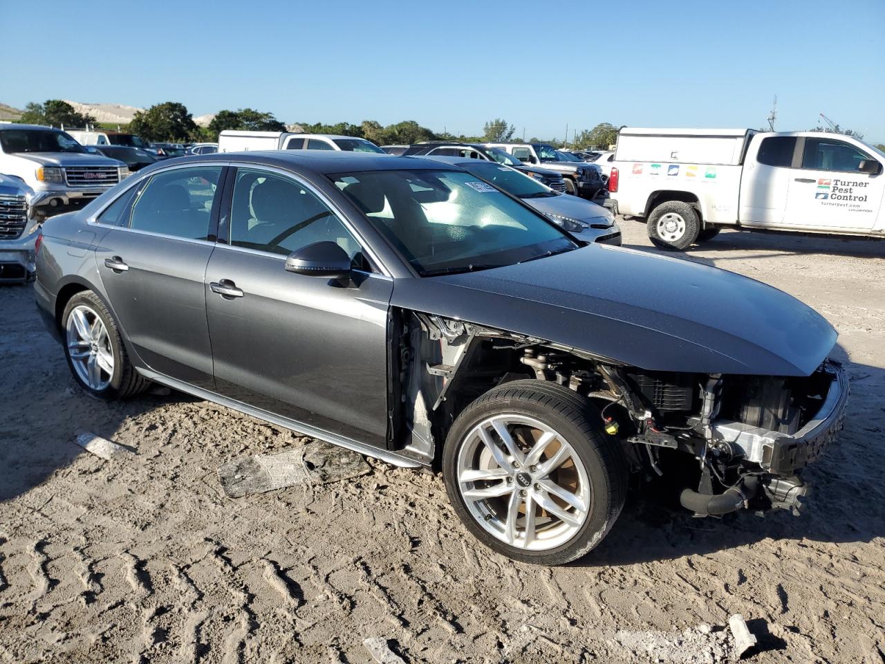 2020 Audi A4 VIN WAUENAF49LA039995 Copart auction photo, front end / minor dent/scratches damage thumbnail 4