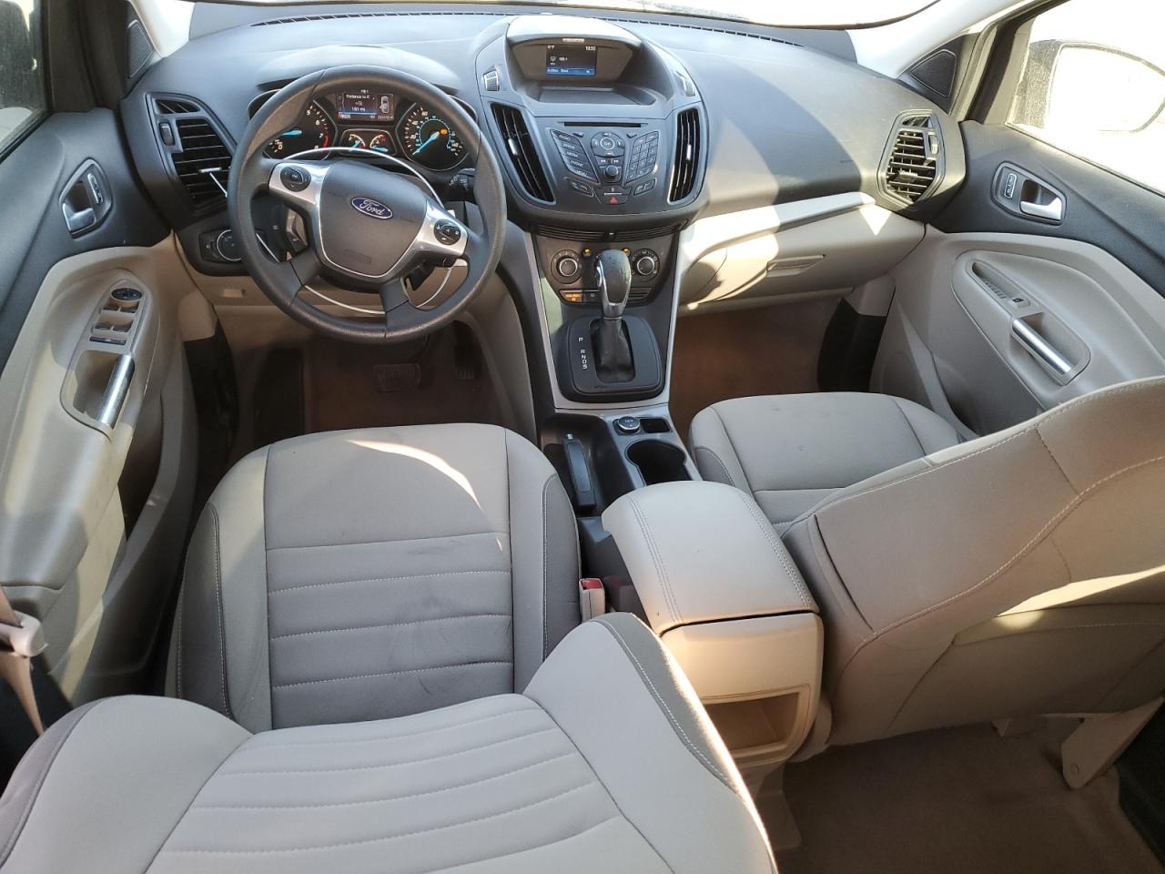 2016 Ford Escape VIN 1FMCU0GXXGUC86281 Copart auction photo, front end / side damage thumbnail 8