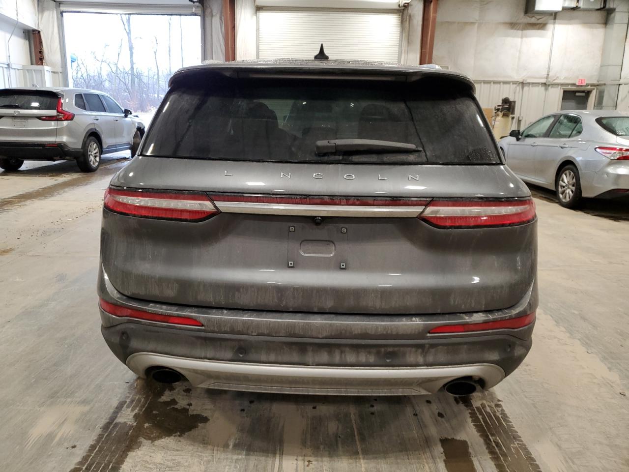 2021 Lincoln Corsair VIN 5LMCJ1D91MUL26163 Copart auction photo, front end / side damage thumbnail 6