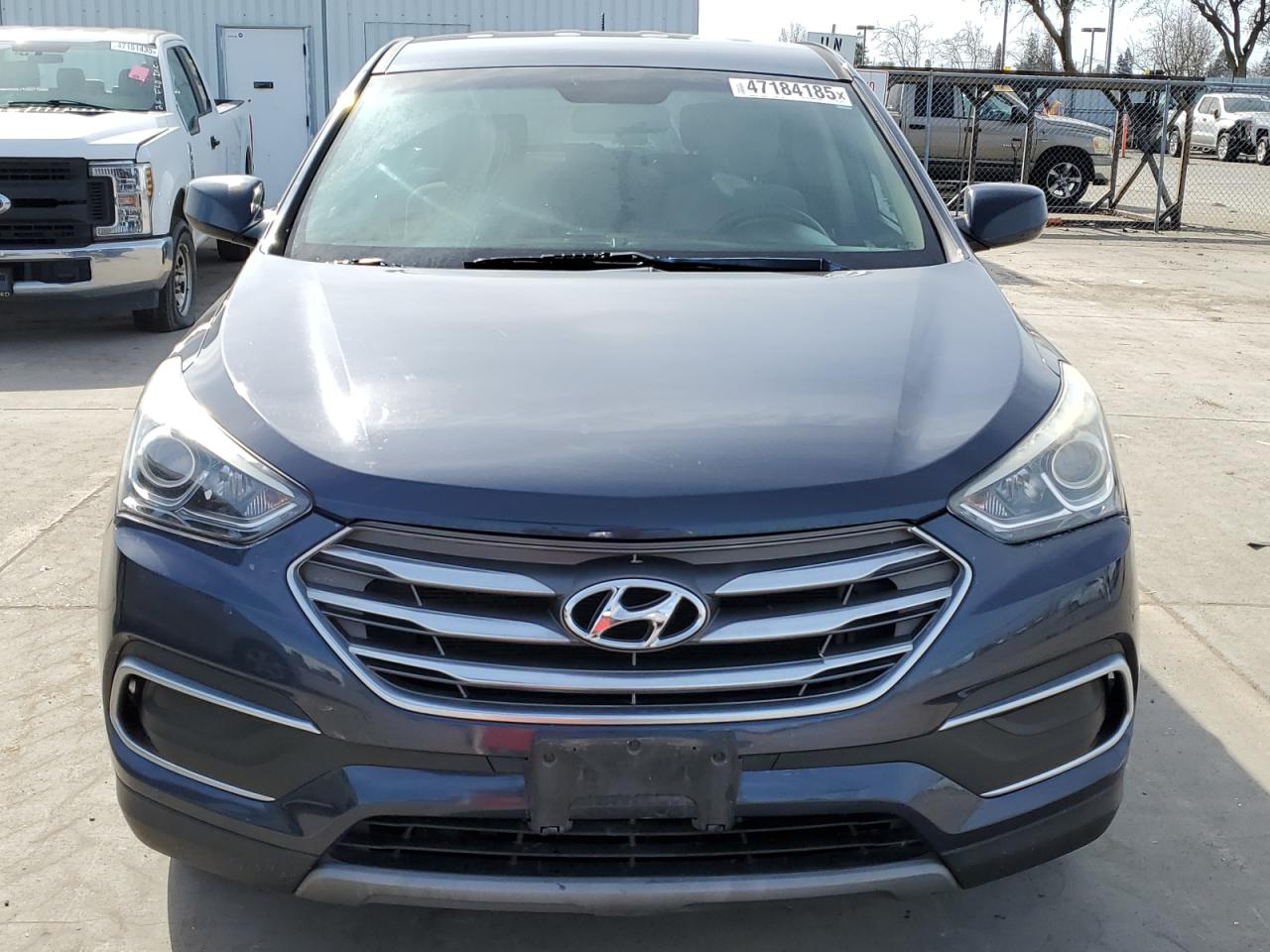 2018 Hyundai Santa Fe VIN 5NMZT3LB0JH097778 Copart auction photo, front end / rear end damage thumbnail 5