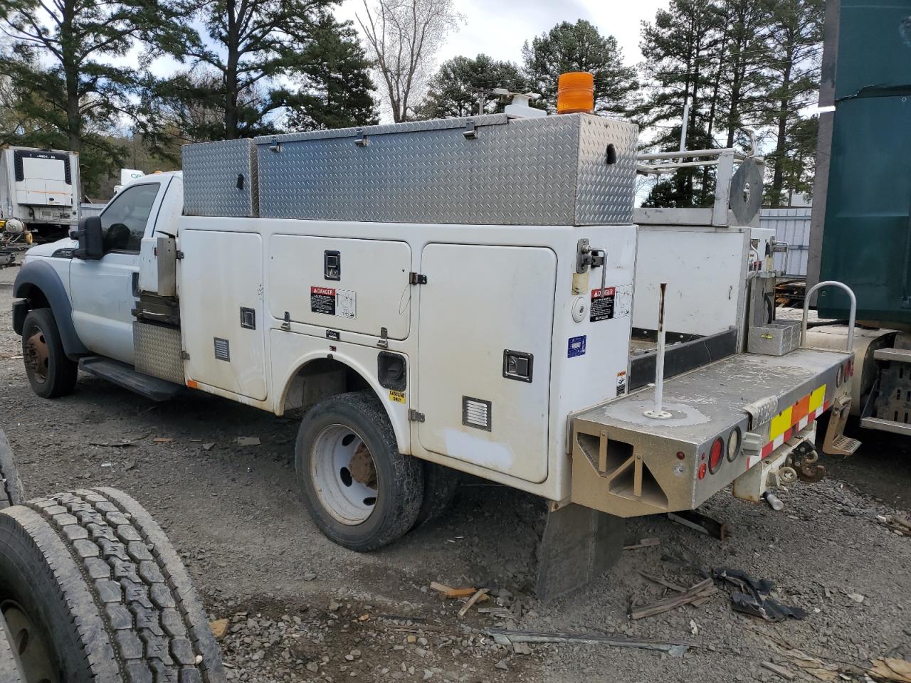 2012 Ford F450 VIN 1FDUF4GY8CEB87669 Copart auction photo, front end / minor dent/scratches damage thumbnail 4
