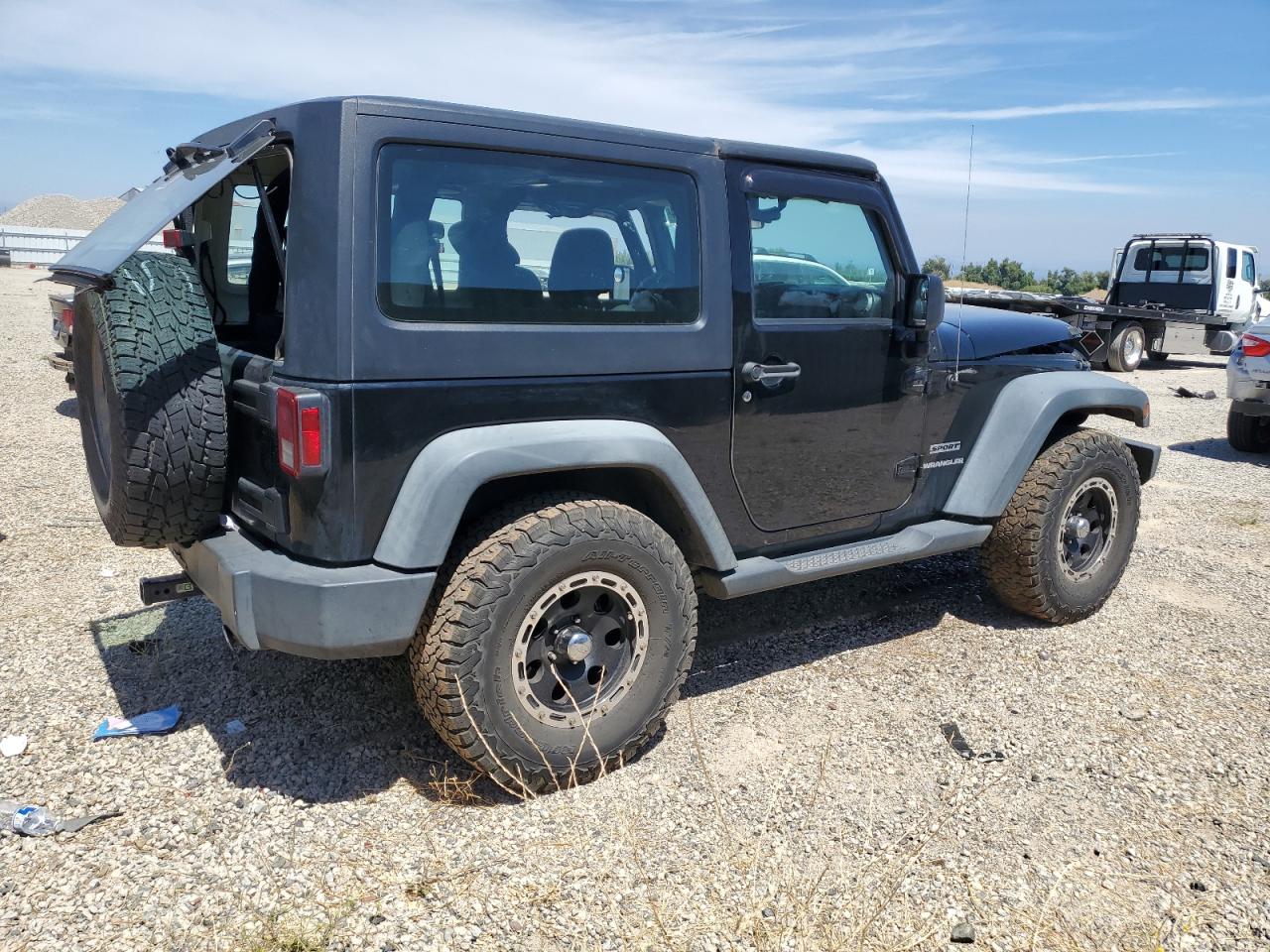 2011 Jeep Wrangler VIN 1J4AA2D17BL503858 Copart auction photo, front end damage thumbnail 3