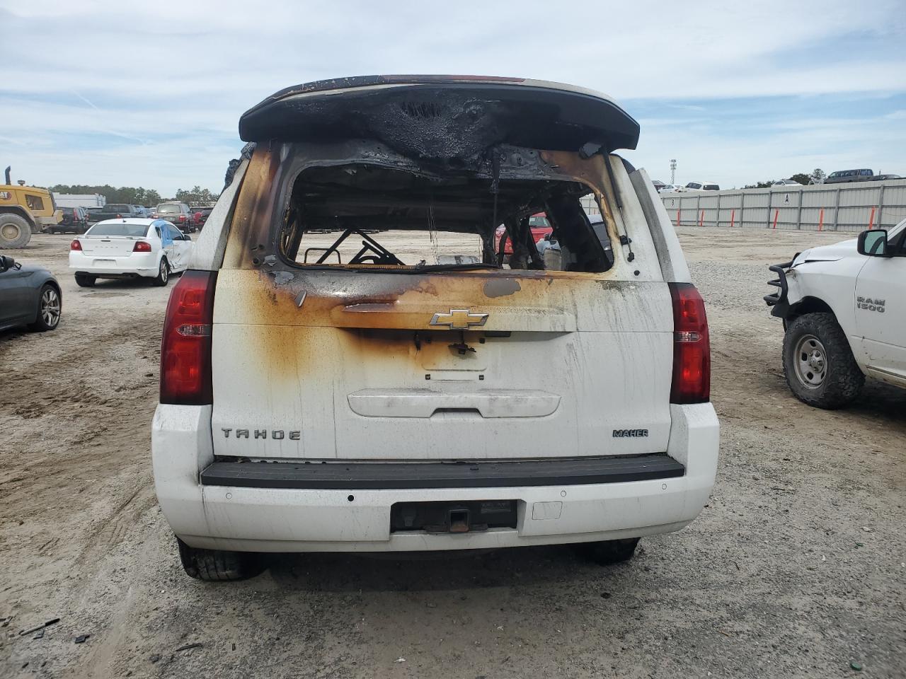 2018 Chevrolet Tahoe VIN 1GNSCAKC5JR108132 Copart auction photo, burn damage thumbnail 6