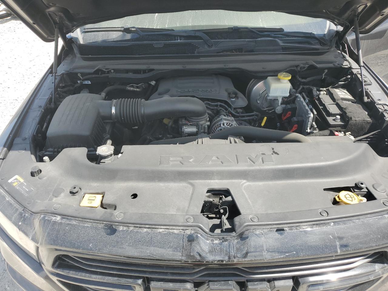 2021 RAM 1500 VIN 1C6RREBT0MN833587 Copart auction photo, burn / burn - interior damage thumbnail 11