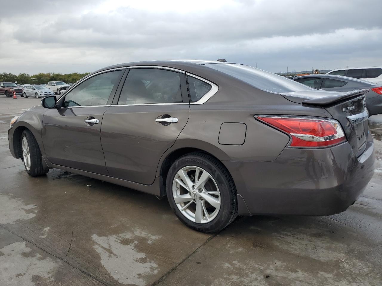 2014 Nissan Altima VIN 1N4AL3AP4EN243352 Copart auction photo, front end damage thumbnail 2