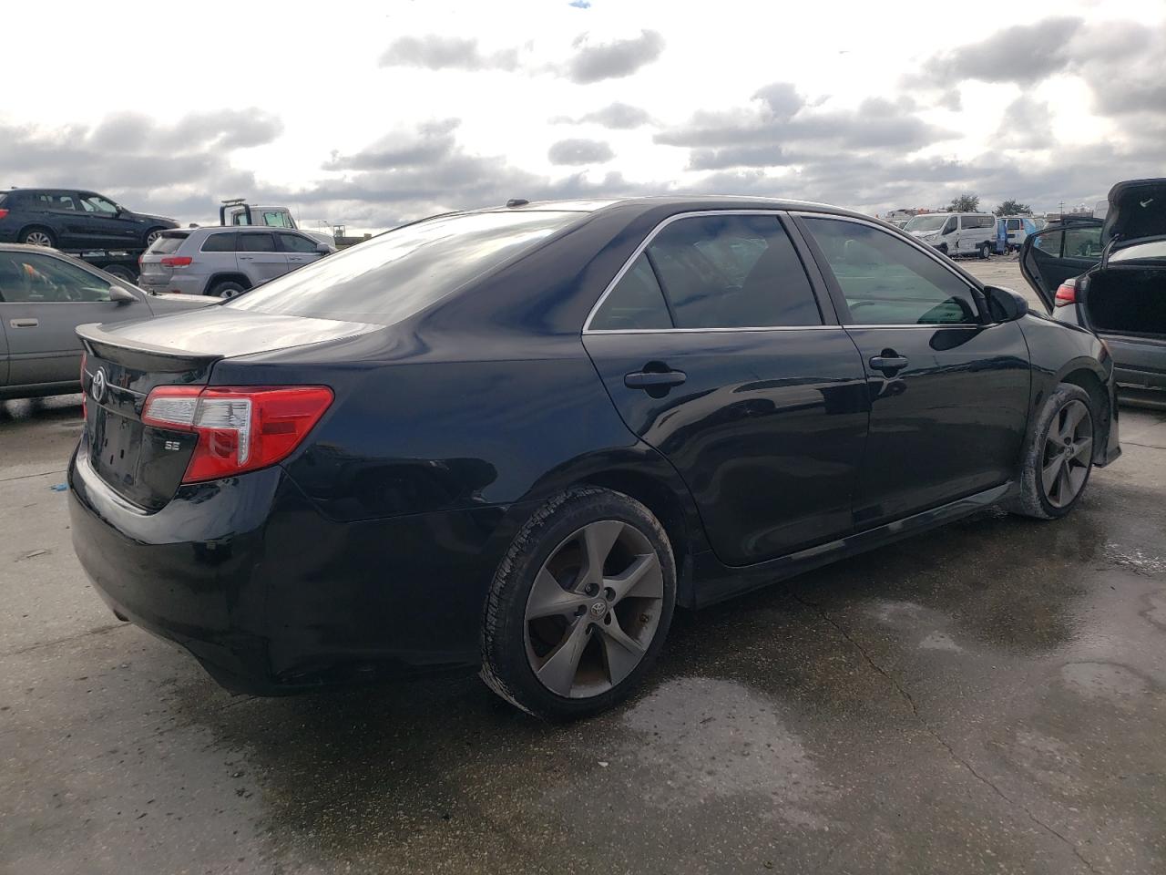 2012 Toyota Camry VIN 4T1BK1FK6CU502358 Copart auction photo, side damage thumbnail 3