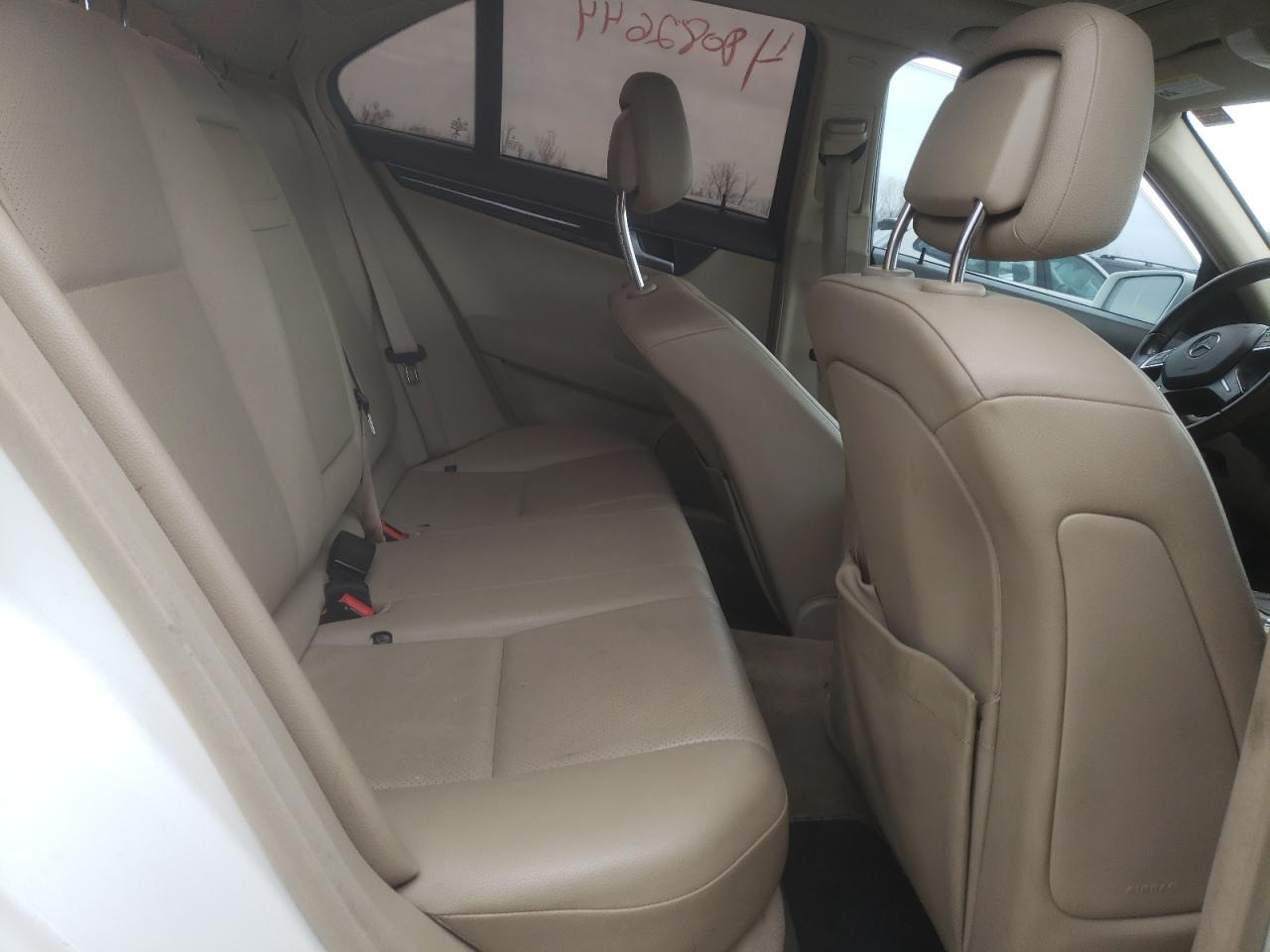 2014 Mercedes-Benz C-klasse VIN WDDGF8AB2EG251523 Copart auction photo, front end / minor dent/scratches damage thumbnail 10