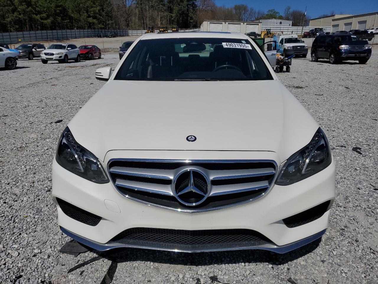 2014 Mercedes-Benz E-klasse VIN WDDHF5KB4EA881841 Copart auction photo, side / front end damage thumbnail 5