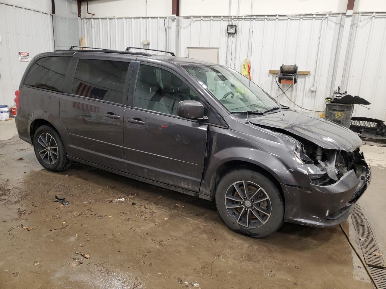2017 Dodge Caravan VIN 2C4RDGEG0HR798978 Copart auction photo, front end damage thumbnail 4