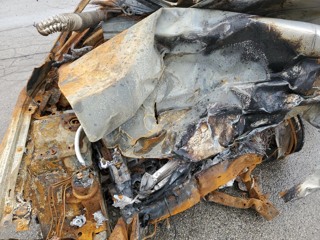 2009 Ford Fusion VIN 3FAHP08Z69R131387 Copart auction photo, burn / missing/altered vin damage thumbnail 11