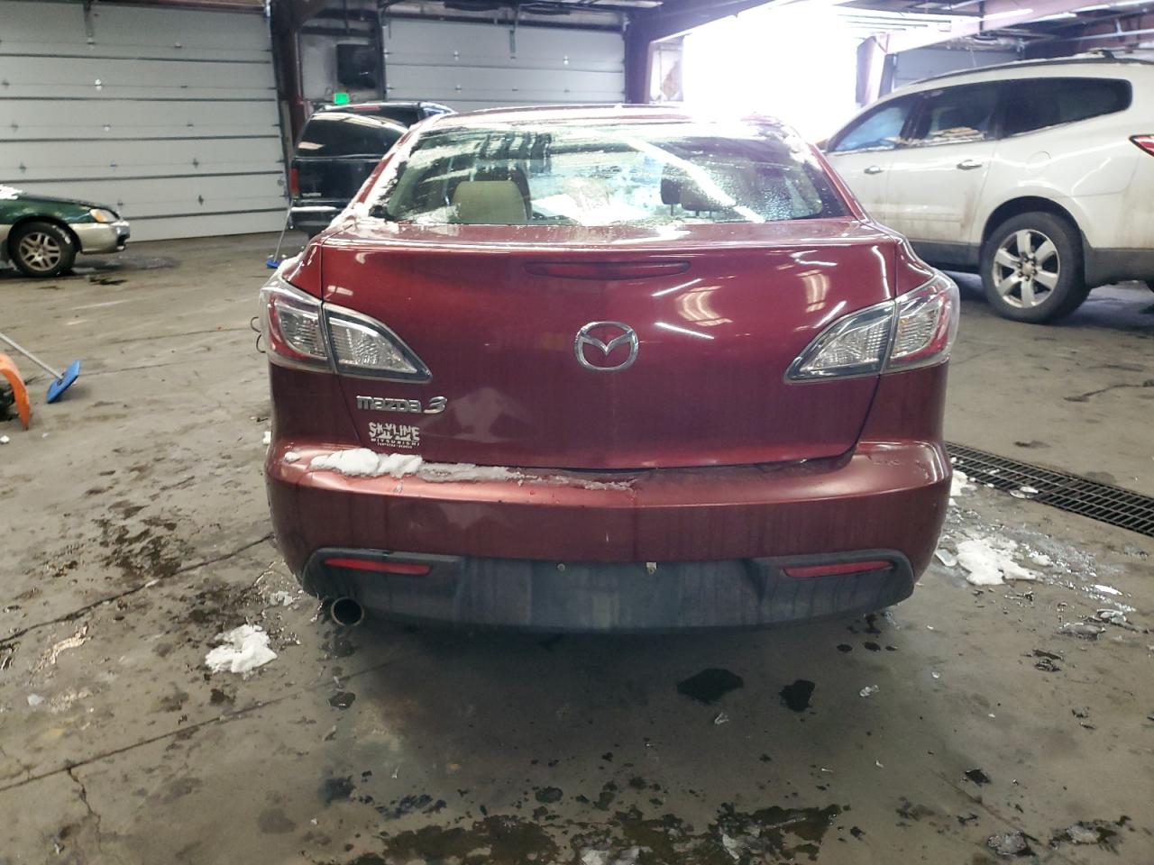 2010 Mazda 3 VIN JM1BL1SF7A1332925 Copart auction photo, front end damage thumbnail 6