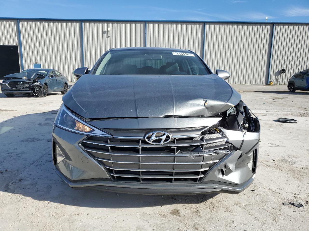 2019 Hyundai Elantra VIN KMHD84LF8KU806631 Copart auction photo, front end damage thumbnail 5