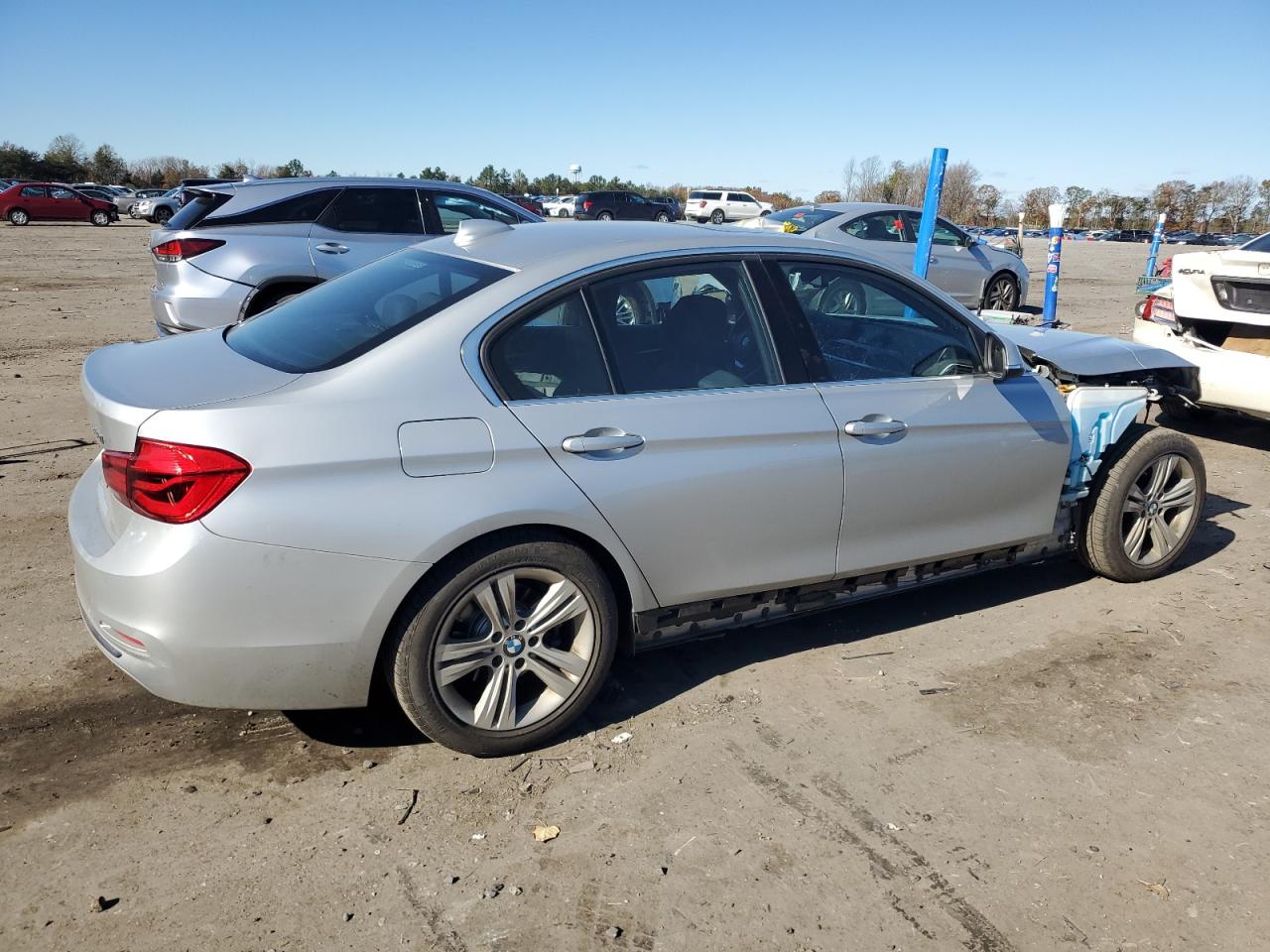 2018 BMW 3er VIN WBA8D9G59JNU69487 Copart auction photo, front end / side damage thumbnail 3