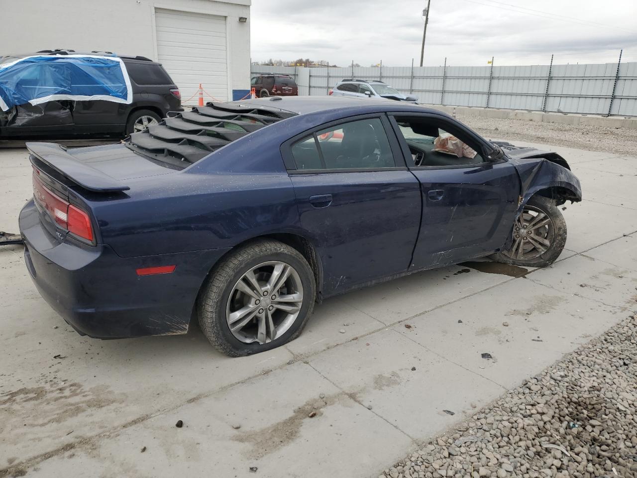 2014 Dodge Charger VIN 2C3CDXDT9EH275579 Copart auction photo, front end / side damage thumbnail 3