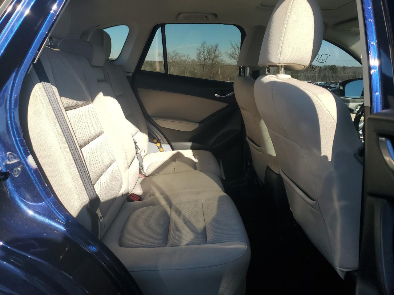 2014 Mazda CX-5 VIN JM3KE2CY5E0303863 Copart auction photo, rear end damage thumbnail 11