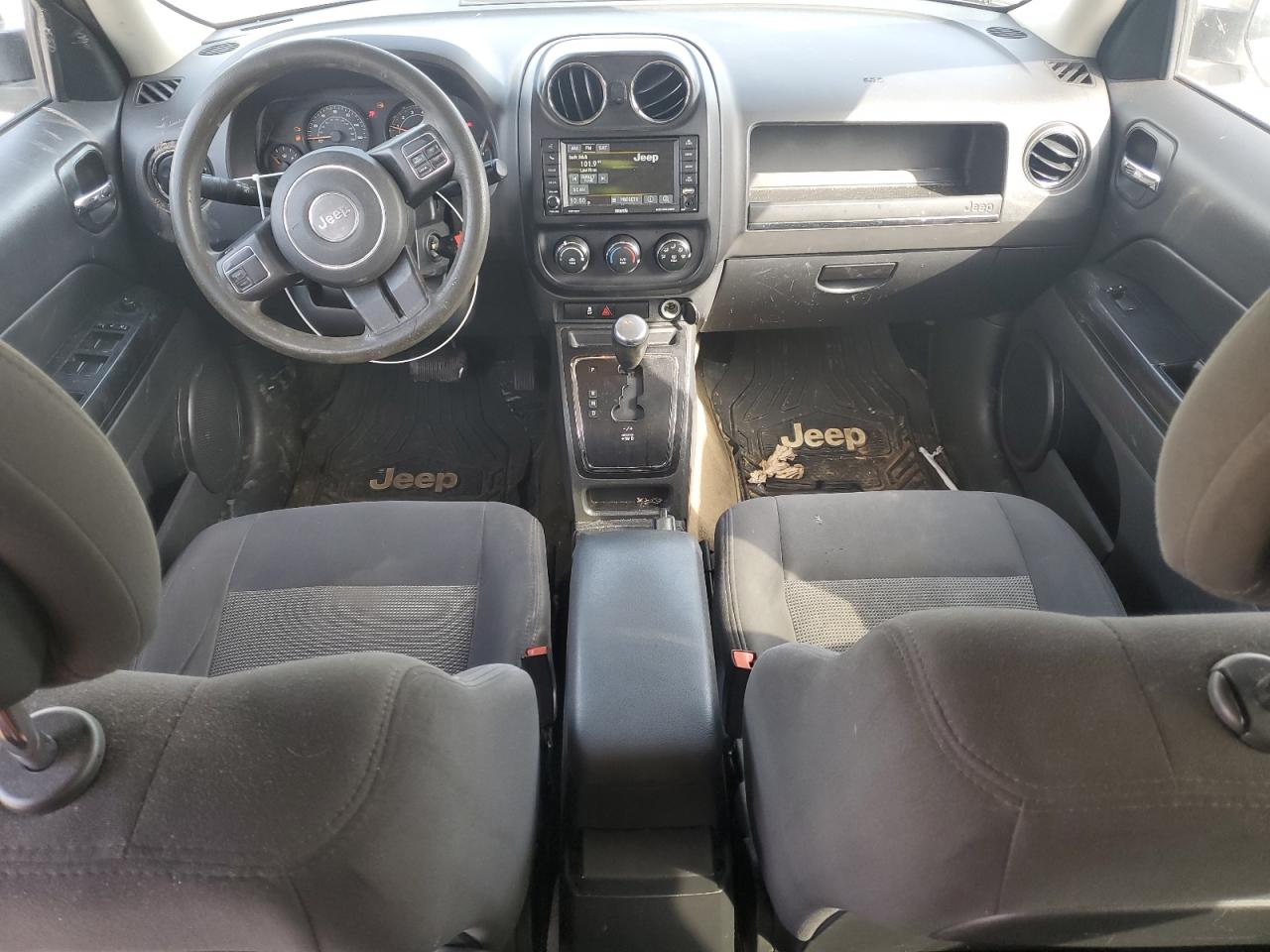 2016 Jeep Liberty (Patriot) VIN 1C4NJRBB3GD763686 Copart auction photo, front end / minor dent/scratches damage thumbnail 8