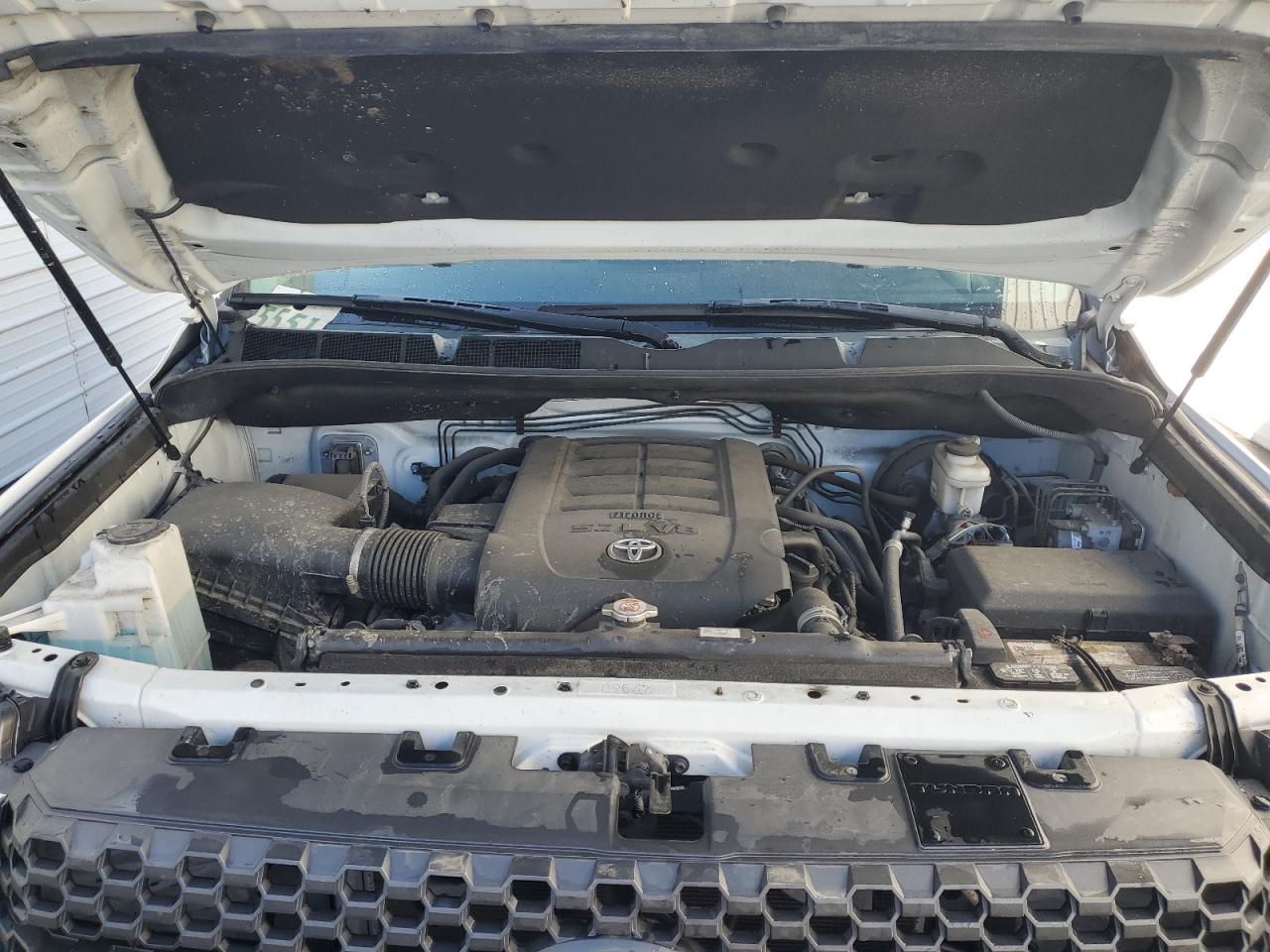 2020 Toyota Tundra VIN 5TFUY5F17LX906407 Copart auction photo, minor dent/scratches damage thumbnail 11