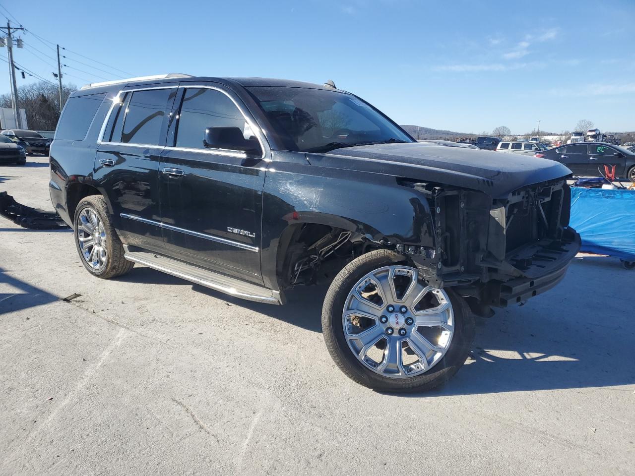 2015 GMC Yukon VIN 1GKS2CKJ3FR213334 Copart auction photo, front end / minor dent/scratches damage thumbnail 4