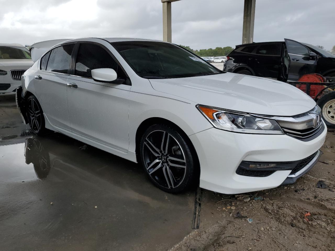 2017 Honda Accord VIN 1HGCR2F51HA285400 Copart auction photo, rear end damage thumbnail 4