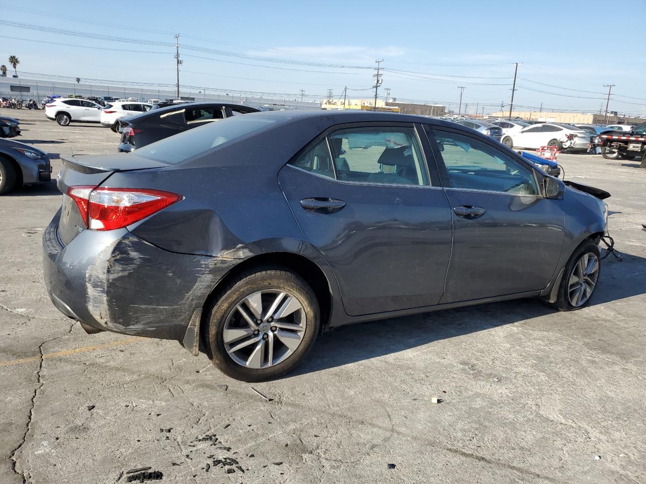 2015 Toyota Corolla VIN 5YFBPRHE5FP221035 Copart auction photo, front end / rear end damage thumbnail 3