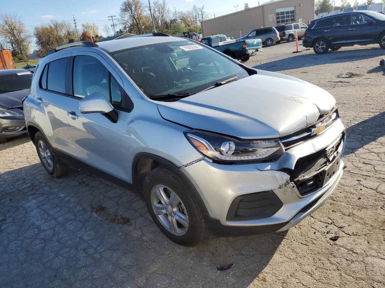 2022 Chevrolet Trax VIN KL7CJPSM1NB561125 Copart auction photo, rear end damage thumbnail 4