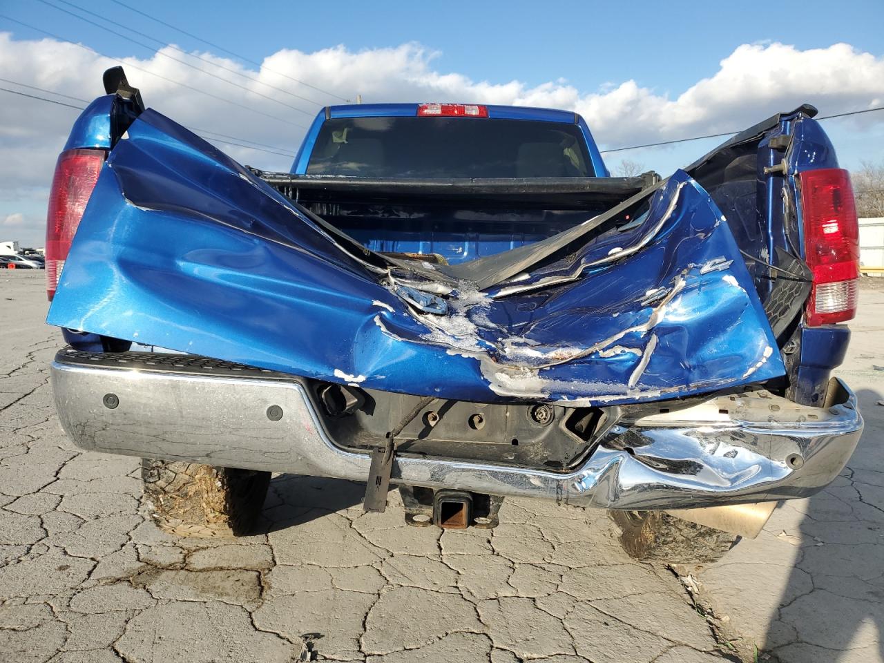 2016 RAM 2500 VIN 3C6UR5CL5GG173455 Copart auction photo, all over damage thumbnail 6