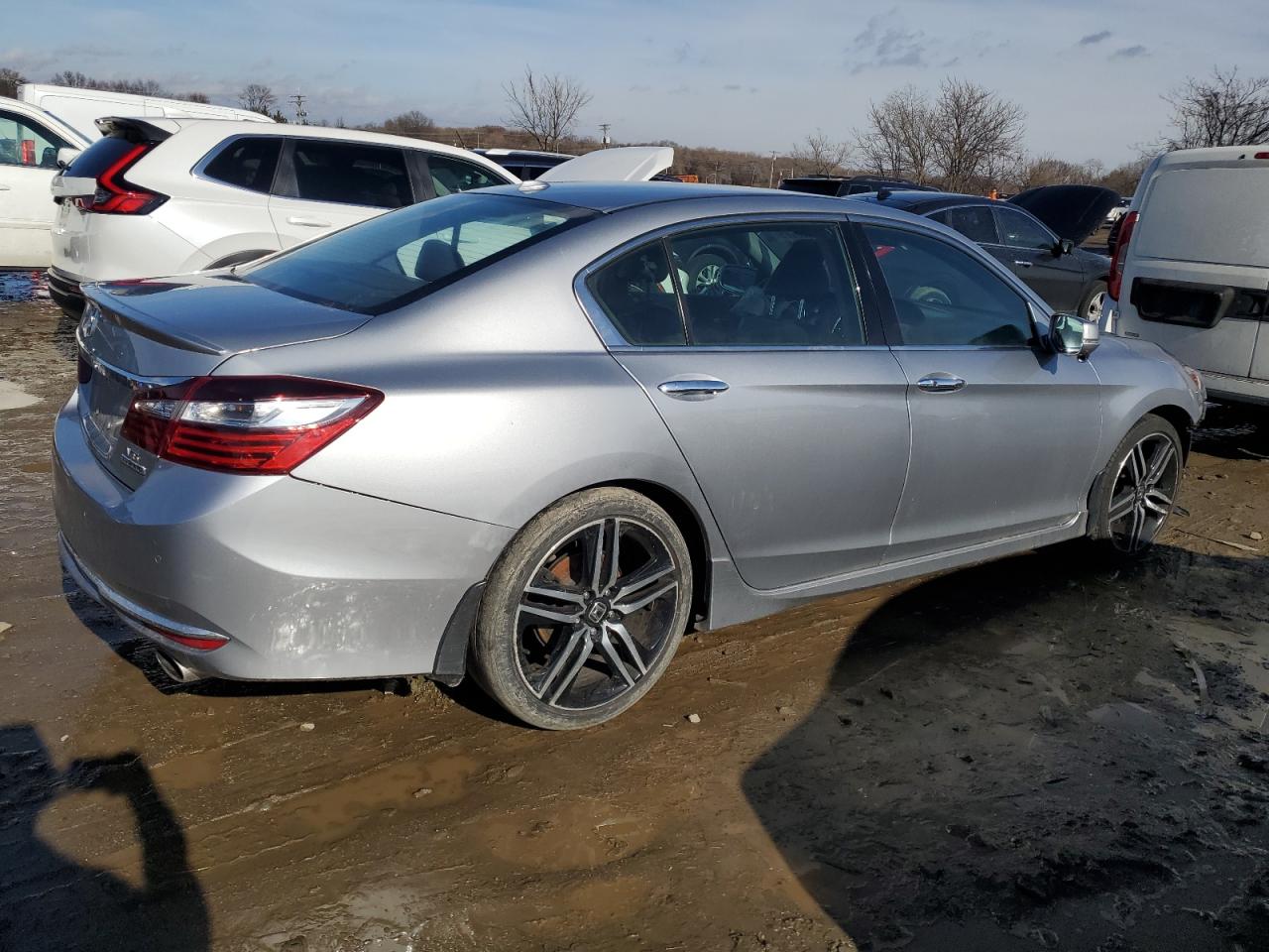 2017 Honda Accord VIN 1HGCR3F95HA013649 Copart auction photo, front end damage thumbnail 3