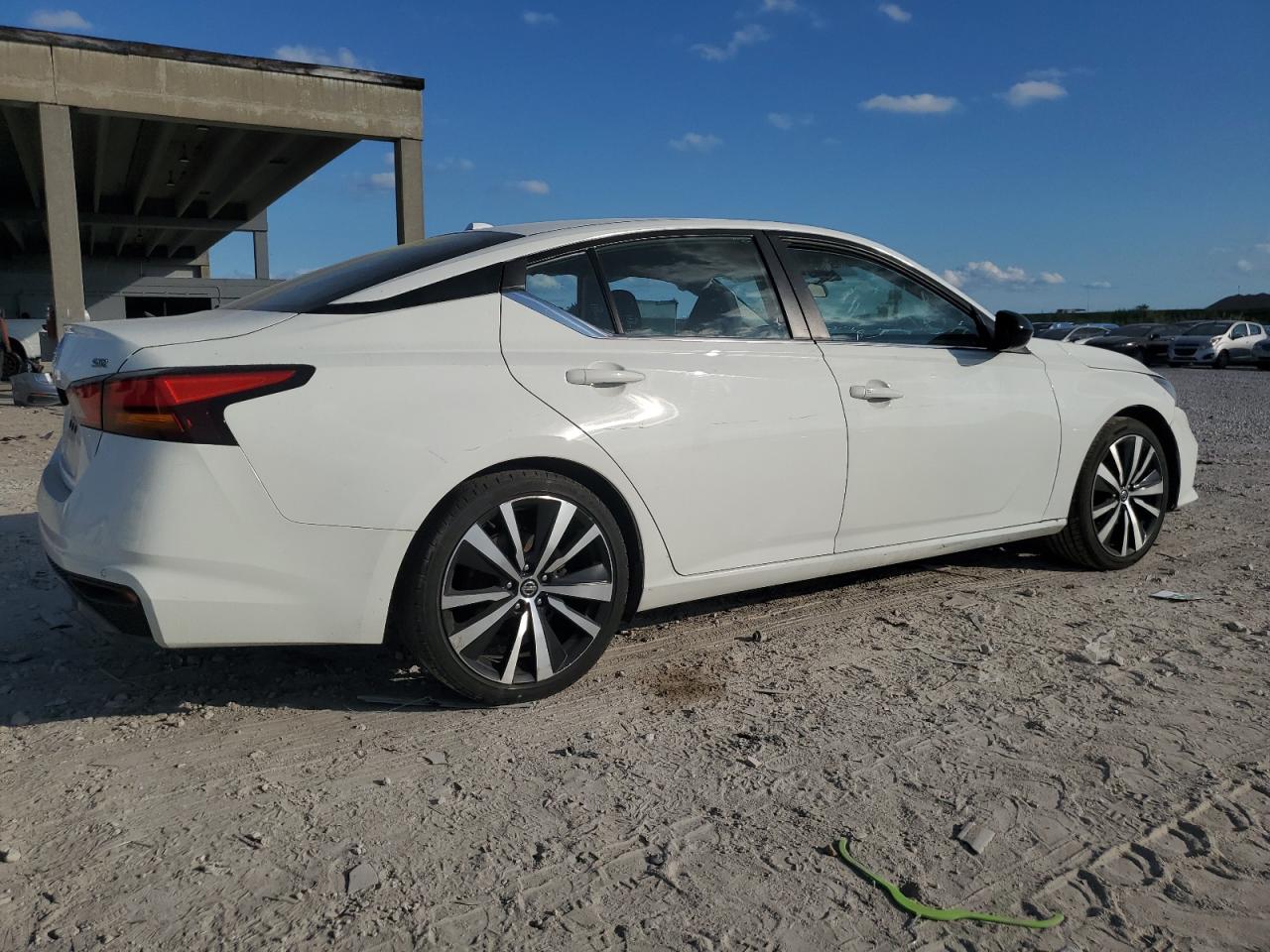 2020 Nissan Altima VIN 1N4BL4CVXLC249798 Copart auction photo, front end / side damage thumbnail 3