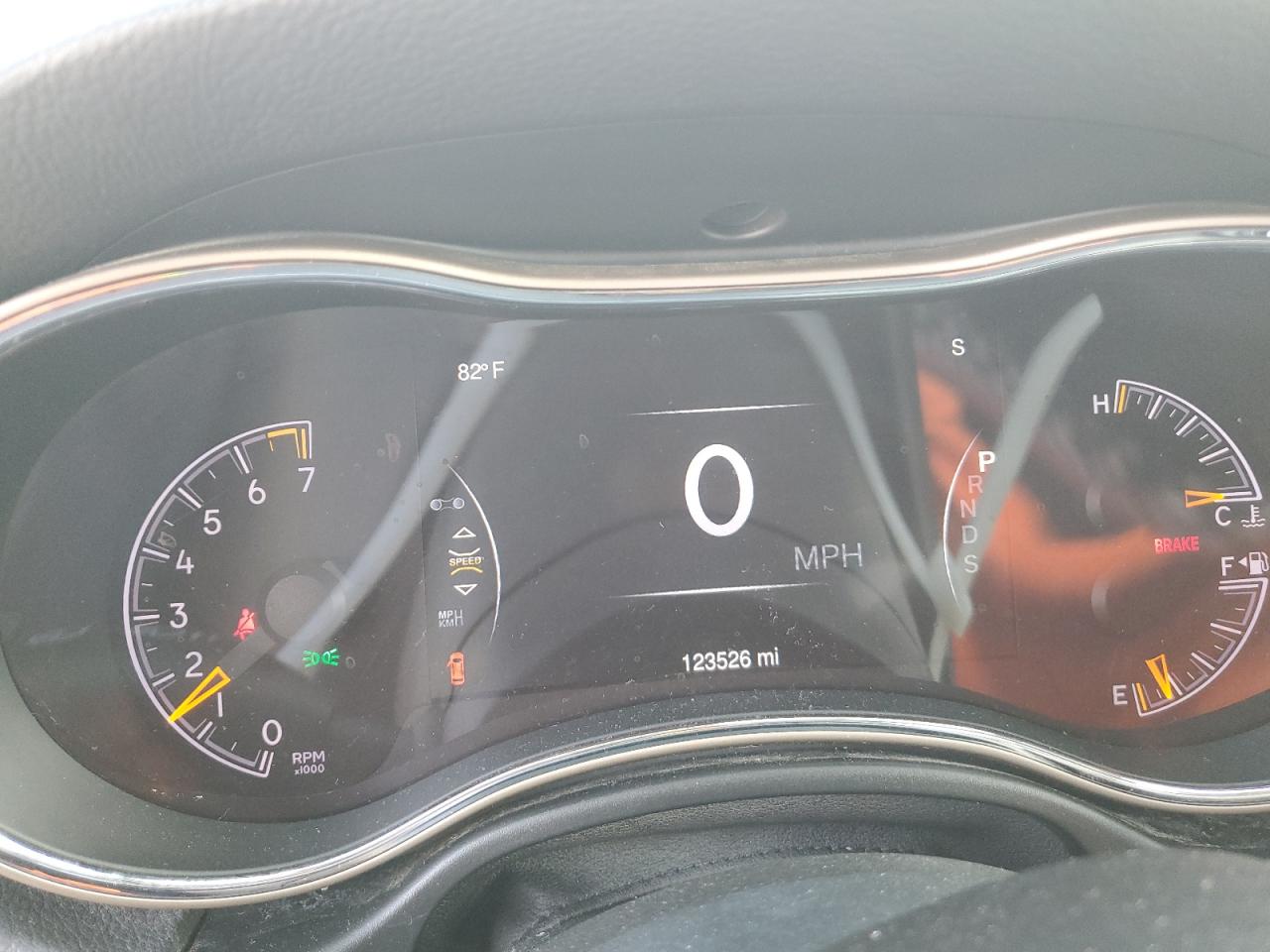 2015 Jeep Grand Cherokee VIN 1C4RJFBG5FC117792 Copart auction photo, front end / minor dent/scratches damage thumbnail 9